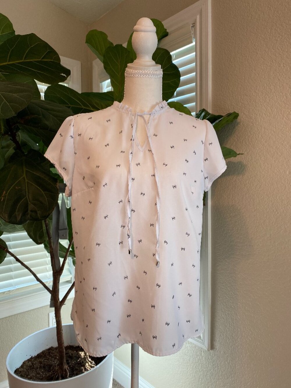 💼 Mojito White Ribbon Print Blouse | Tie Neck | Chic Cap Sleeve Top